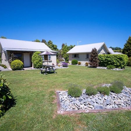 Blue Thistle Cottages Te Anau Exterior foto