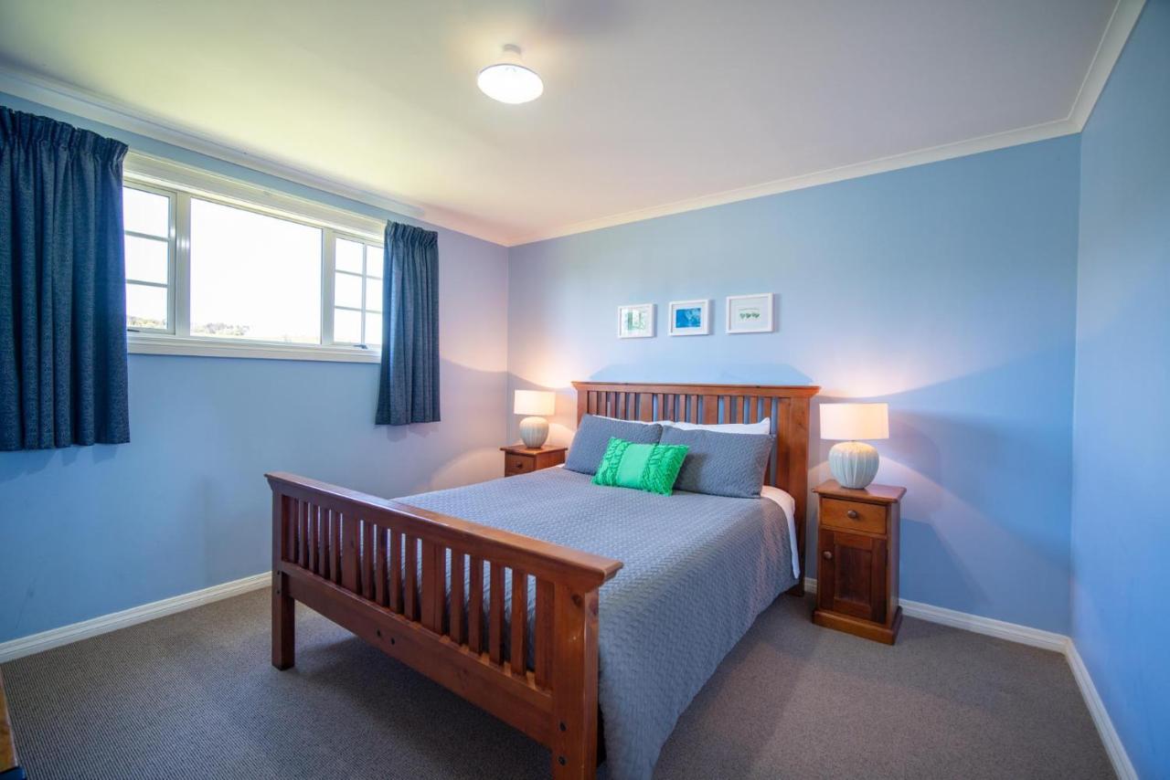 Blue Thistle Cottages Te Anau Exterior foto